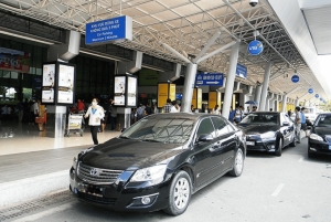Private transfer: Hanoi Airport (HAN) to/from Old Quarter