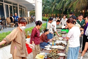 Tour dello spettacolo Quintessence Of Tonkin dal quartiere storico di Hanoi