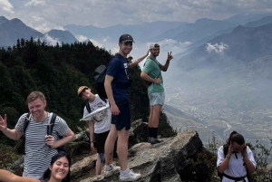 Sapa: 2D/1N Trek Rice Terraces & Homestay with Linh