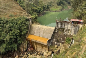 Sapa: 2D/1N Trek Rice Terraces & Homestay with Linh