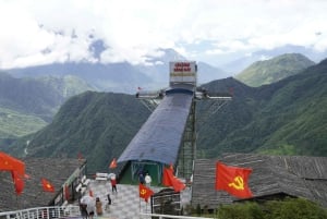 Sapa: 2-Day Fansipan & Dragon Cloud GlassBridge Private Tour