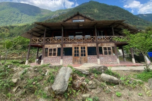 Sapa: 2D/1N Trek Rice Terraces & Homestay with Linh
