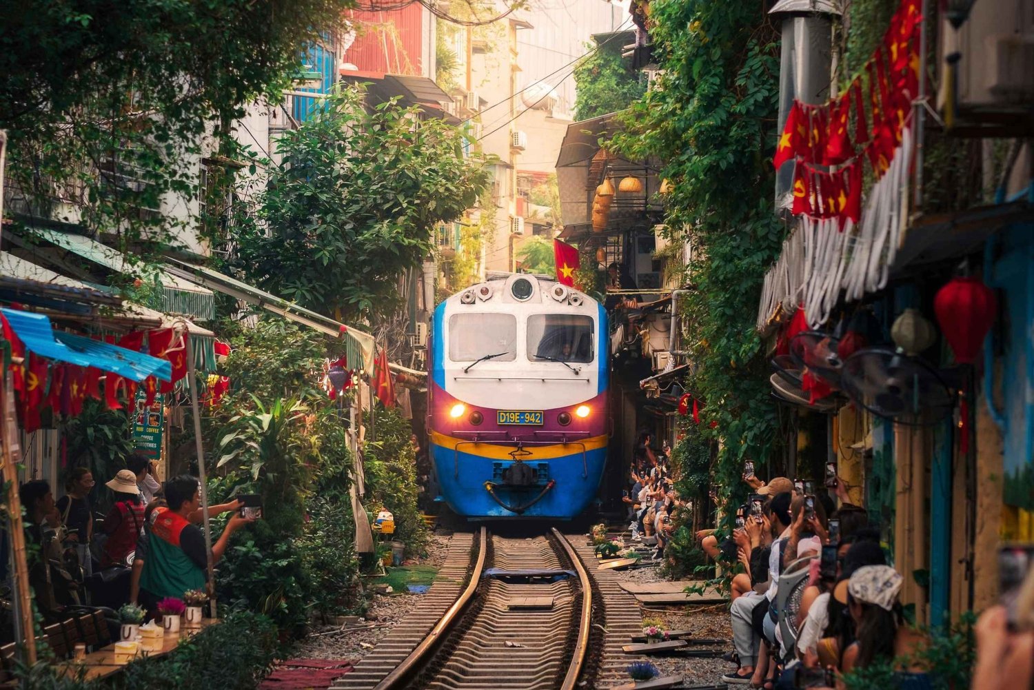 Escursioni a terra: scopri i sapori di Hanoi in un viaggio gustoso