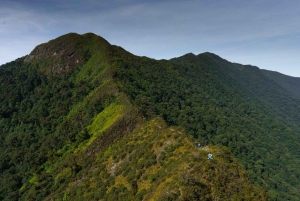 Ruta de senderismo por la montaña Tà Xùa