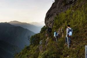 Ruta de senderismo por la montaña Tà Xùa