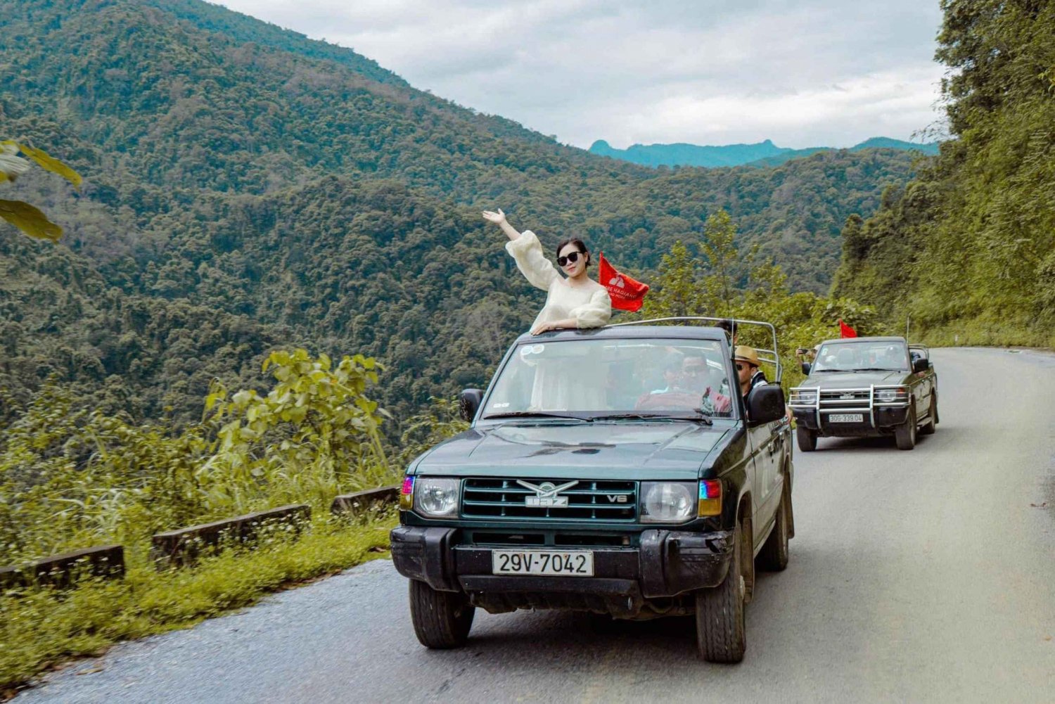 Ha Giang Jeep Tour 4D/3N