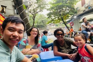 Веганская уличная еда и истории Ханоя