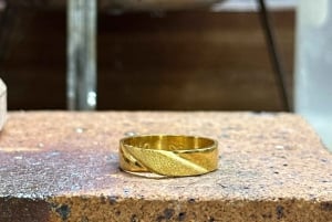 ベトナムハノイのシルバーアクセサリー作りワークショップ