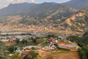 Visita tutti i luoghi di Sapa in auto (partendo da Ha Noi in autobus)