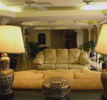 Aqua Waikiki Beachside