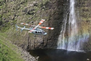 Big Island: Circle Island Helicopter Tour fra Kona