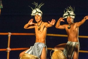 Kailua-Kona: Voyagers of the Pacific Luau met buffetdiner