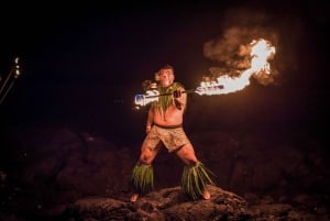 Kailua-Kona: Voyagers of the Pacific Luau z kolacją w formie bufetu