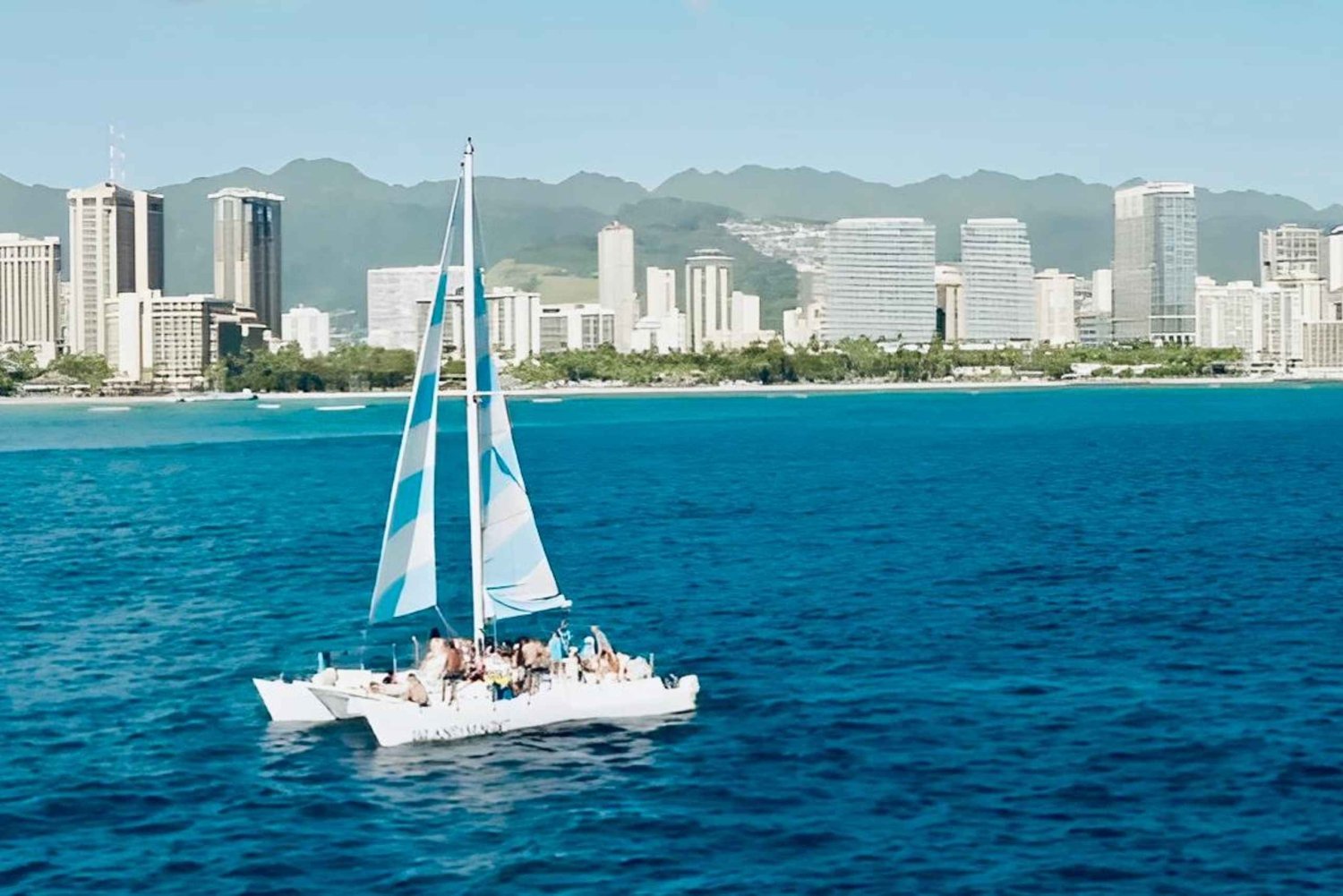 BYOB Weekend Sightseeing Sail naar Diamond Head