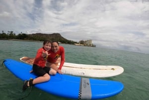 Surfing-lektion for familier: 1 forælder, 1 barn under 13 år & andre
