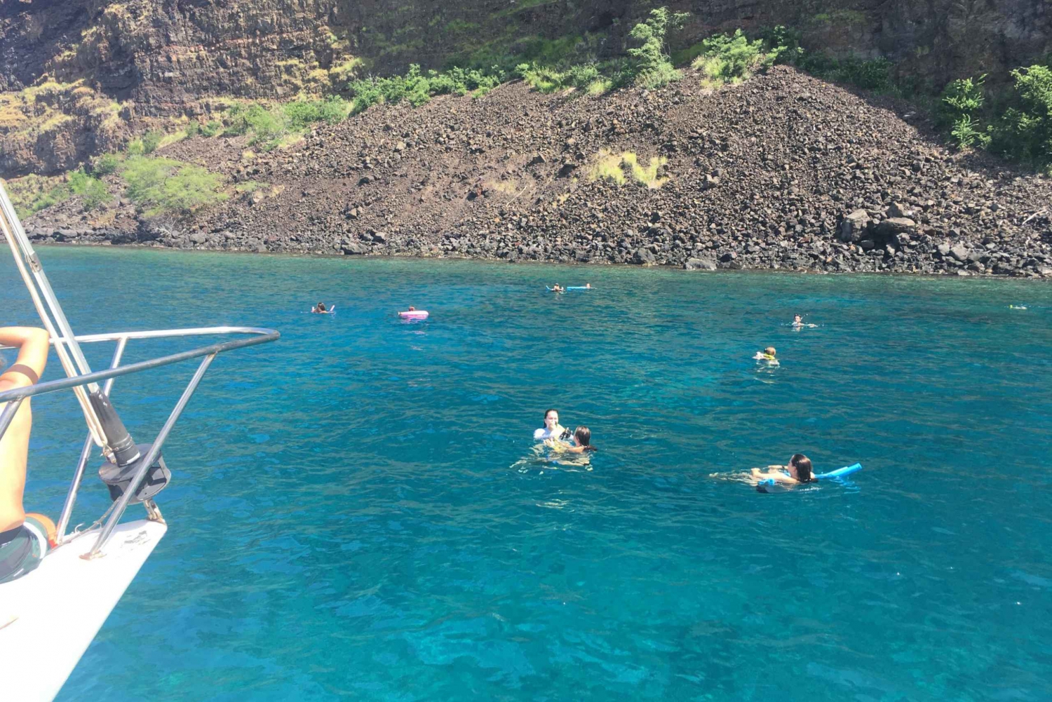 From Keauhou Bay: Snorkel Cruise to Captain Cook's Monument