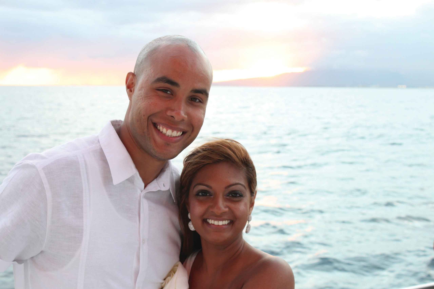 Au départ de Kona : Excursion en bateau au coucher du soleil à Honokohau avec boissons et collations