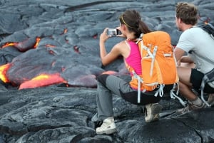 Vanuit Kona: Vulkaan & Waterval Tour, kleine groep