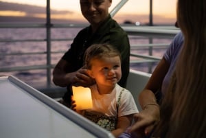 Fra Ma'alaea: Middagskrydstogt ved solnedgang om bord på Quicksilver