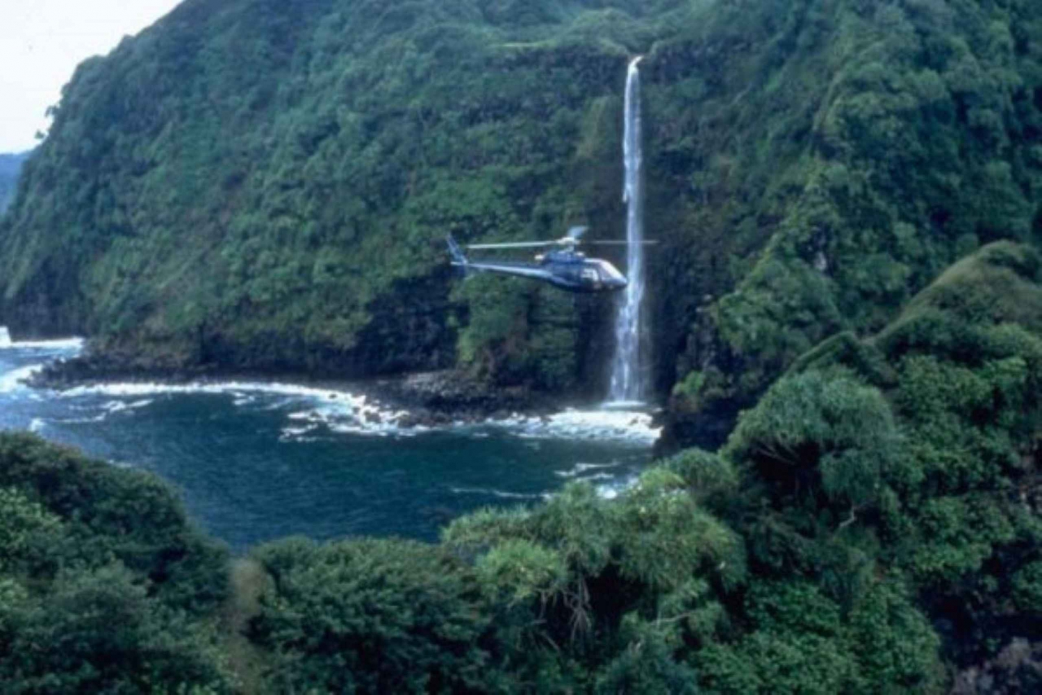 Oahulta: Maui Helikopteri ja maastokierros