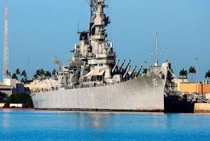 Från Waikiki: Andra världskrigets slagskepp i Pearl Harbor-tur