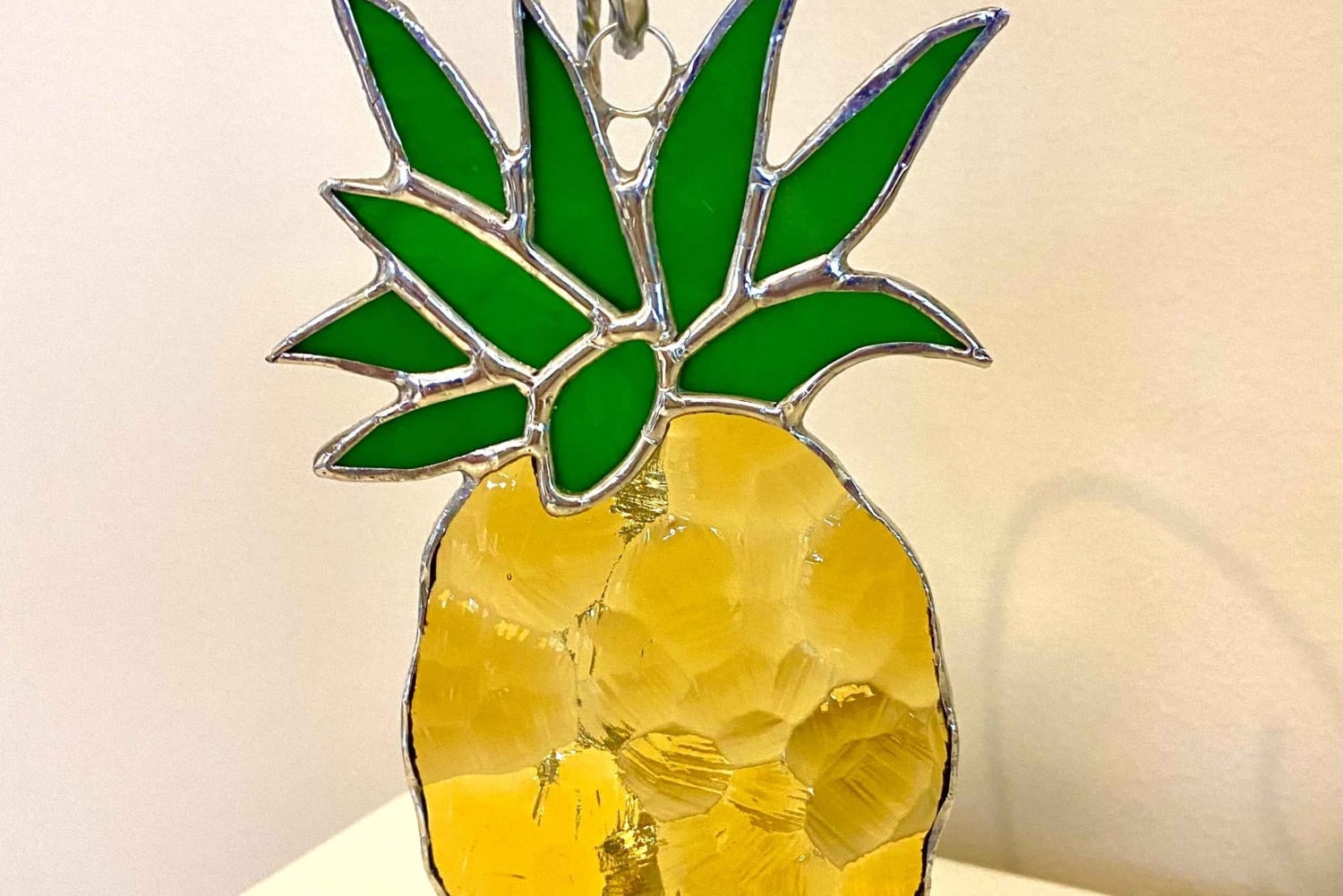 Hauska ja luova lasimaalausluokka ja työpaja