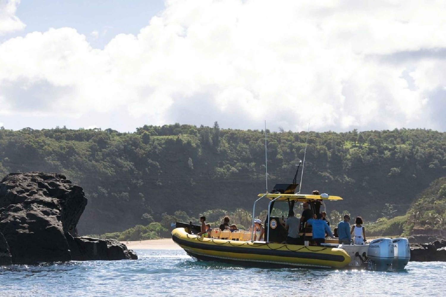 Oahu: North Shore Haleʻiwa: Private Boat Charter