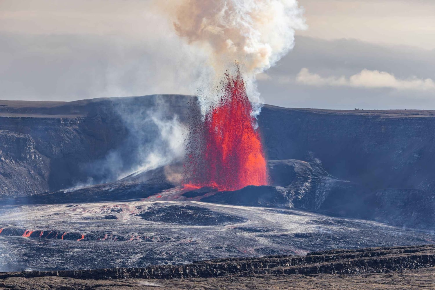 Hawaii: Alt inklusive privat tur til vulkaner og vandfald