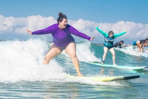 Honolulu: Beginner surf lessons (private)