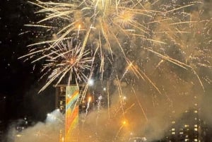 ホノルル金曜夜の花火クルーズ1時間（ドリンク付き