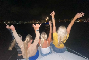 Honolulu: Private Waikiki Boat Cruises for up to 6 People