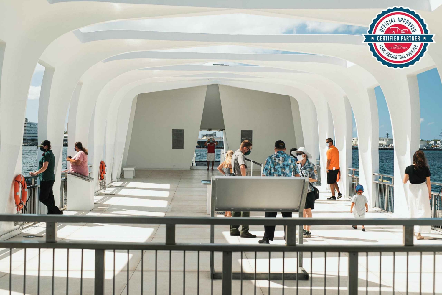 Honolulu: Salute to Pearl Harbor - USS Arizona Memorial Tour