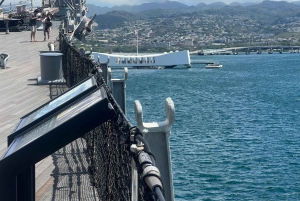 Honolulu: Salute to Pearl Harbor - USS Arizona Memorial Tour