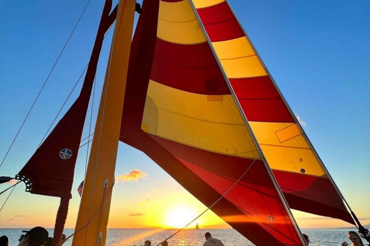 Honolulu: Auringonlaskun purjehduskokemus