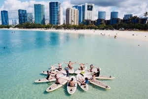 Honolulu: SUP (Standup Paddleboard) Yoga Class