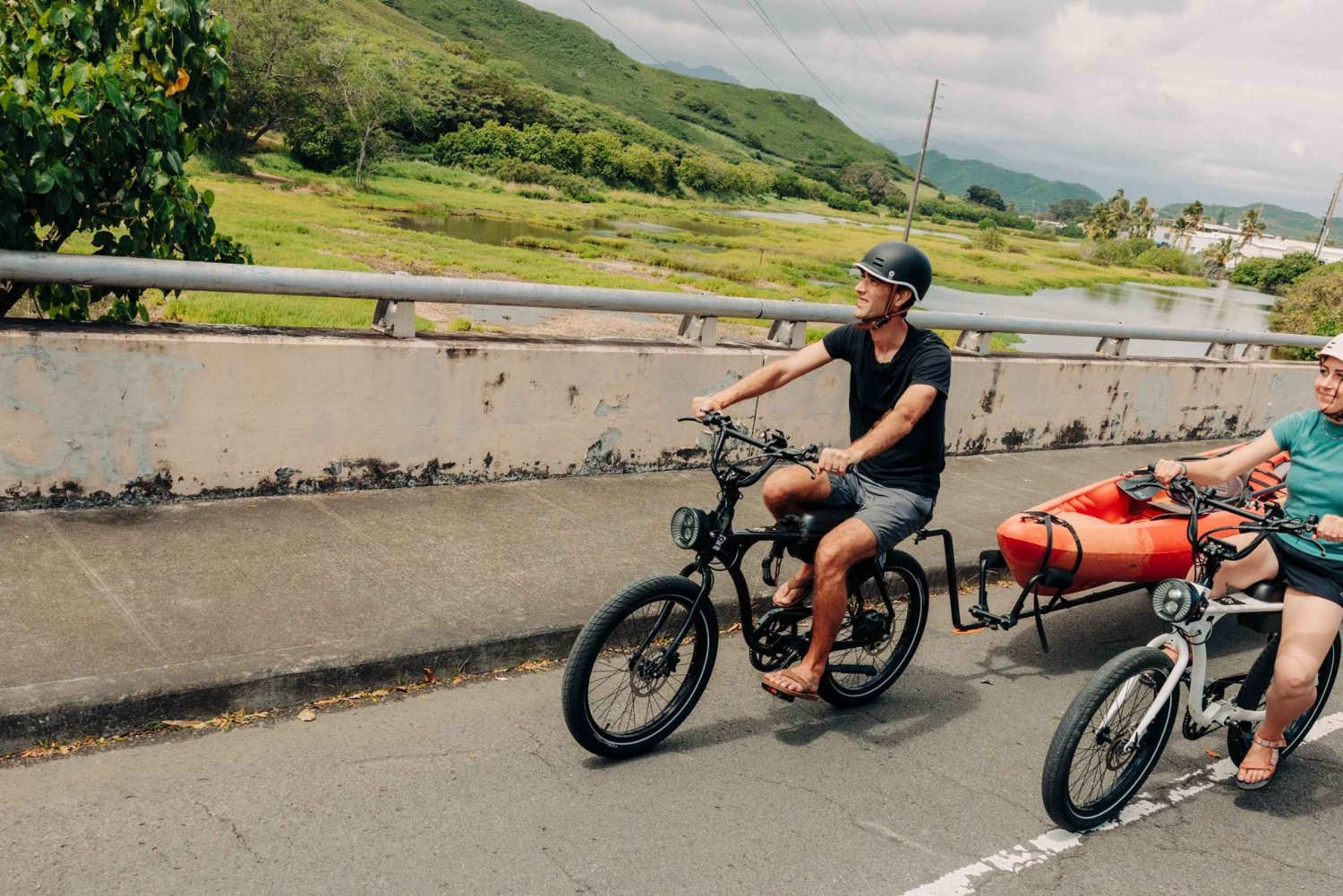 Kailua, Oahu: Excursión guiada en bicicleta eléctrica y kayak a las islas Mokulua