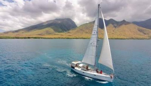 Kainani Sails - Maui Sailing Charters
