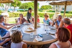 Kauai: Local Tastes Small Group Food Tour