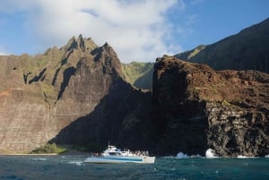 Kauai: Crucero con cena al atardecer en Napali