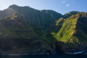 Kauai : Dîner-croisière au coucher du soleil à Napali