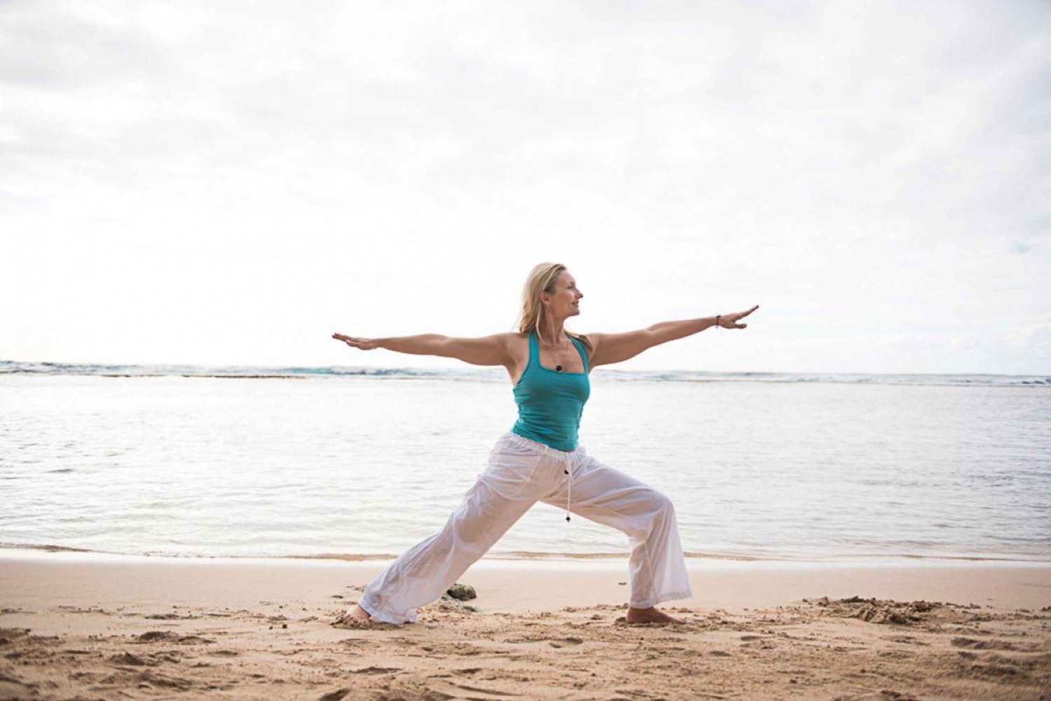 Kauai: Sunrise Yoga Class at Kauai Beach Resort