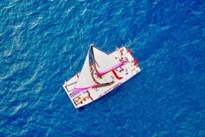 Festa de barco em Maui + DJ AO VIVO + mergulho com snorkel ao pôr do sol
