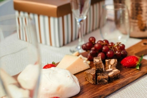 火山と滝での贅沢なピクニック：プライベートヘリコプター