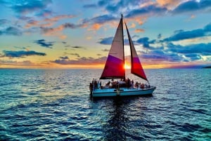 Maalaea havn: Sejl ved solnedgang på en charmerende hawaiiansk katamaran