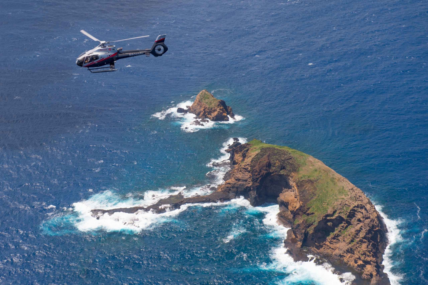 Maui: 3-Island Hawaiian Odyssey Helicopter Flight