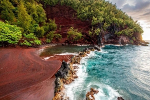 Maui: Ganztagestour nach Hana mit Snacks und Getränken