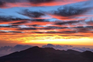 Maui: Haleakala-Sonnenuntergangstour mit Snacks und Fotos