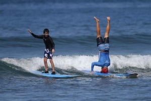 Clase de surf en grupo en Maui Lahaina