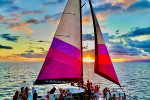 Maui: Crucero con cena y vela al atardecer en el Polinesio