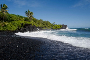 Maui: Road to Hana Adventure with Breakfast & Lunch